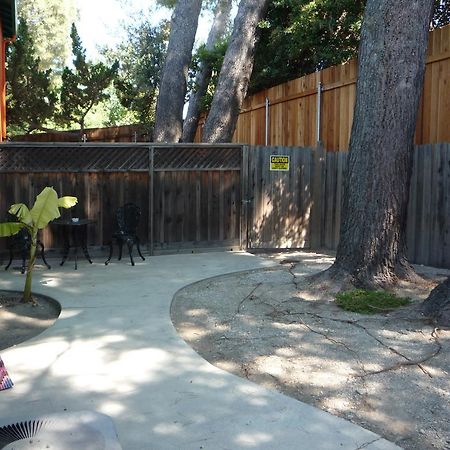 לוס אנג'לס Woodland Hills Calabasas Guesthouses מראה חיצוני תמונה