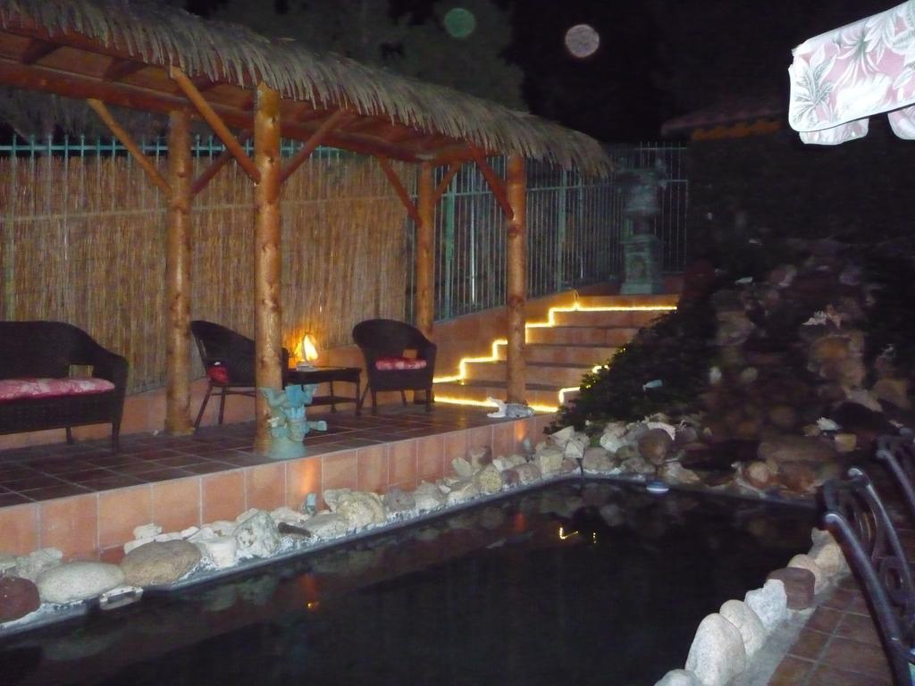 לוס אנג'לס Woodland Hills Calabasas Guesthouses מראה חיצוני תמונה