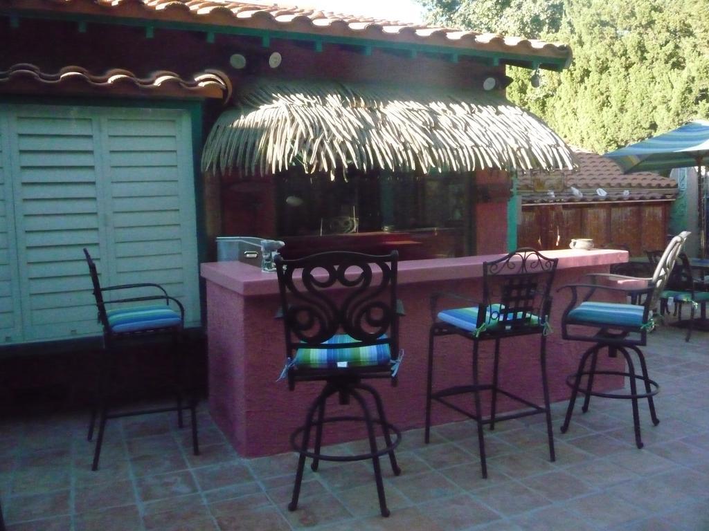 לוס אנג'לס Woodland Hills Calabasas Guesthouses מראה חיצוני תמונה