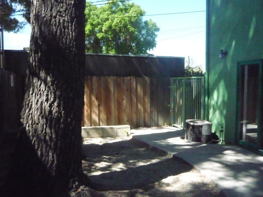 לוס אנג'לס Woodland Hills Calabasas Guesthouses מראה חיצוני תמונה
